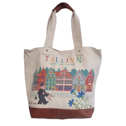 Kott Tallinna majadega - beez